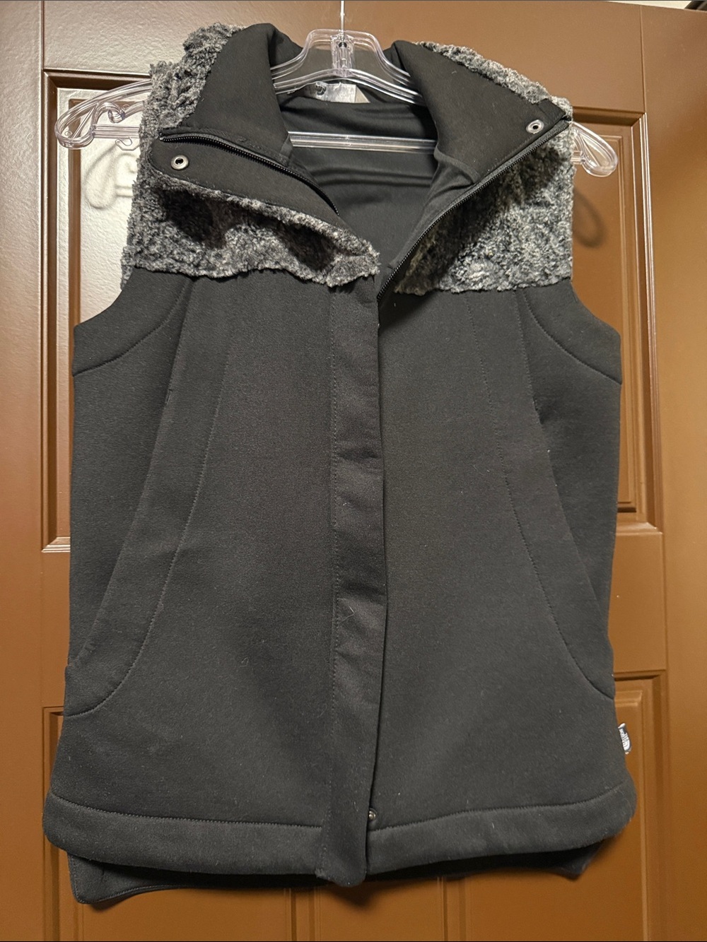 North face vest